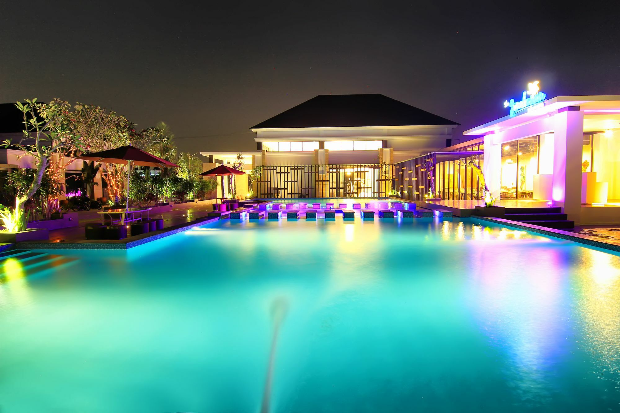 The Baliview Luxury Villas & Resto Пеканбару Екстериор снимка